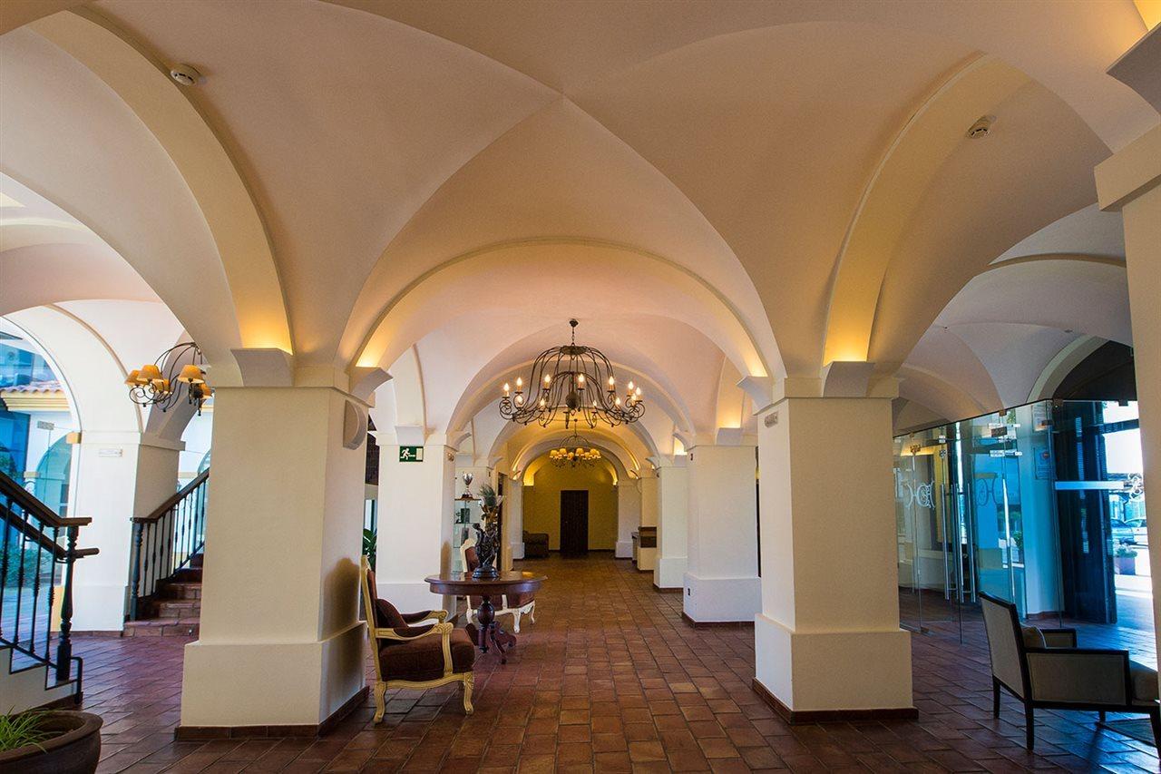 Hospedium Hotel Cortijo Santa Cruz Villanueva De La Serena Exterior foto