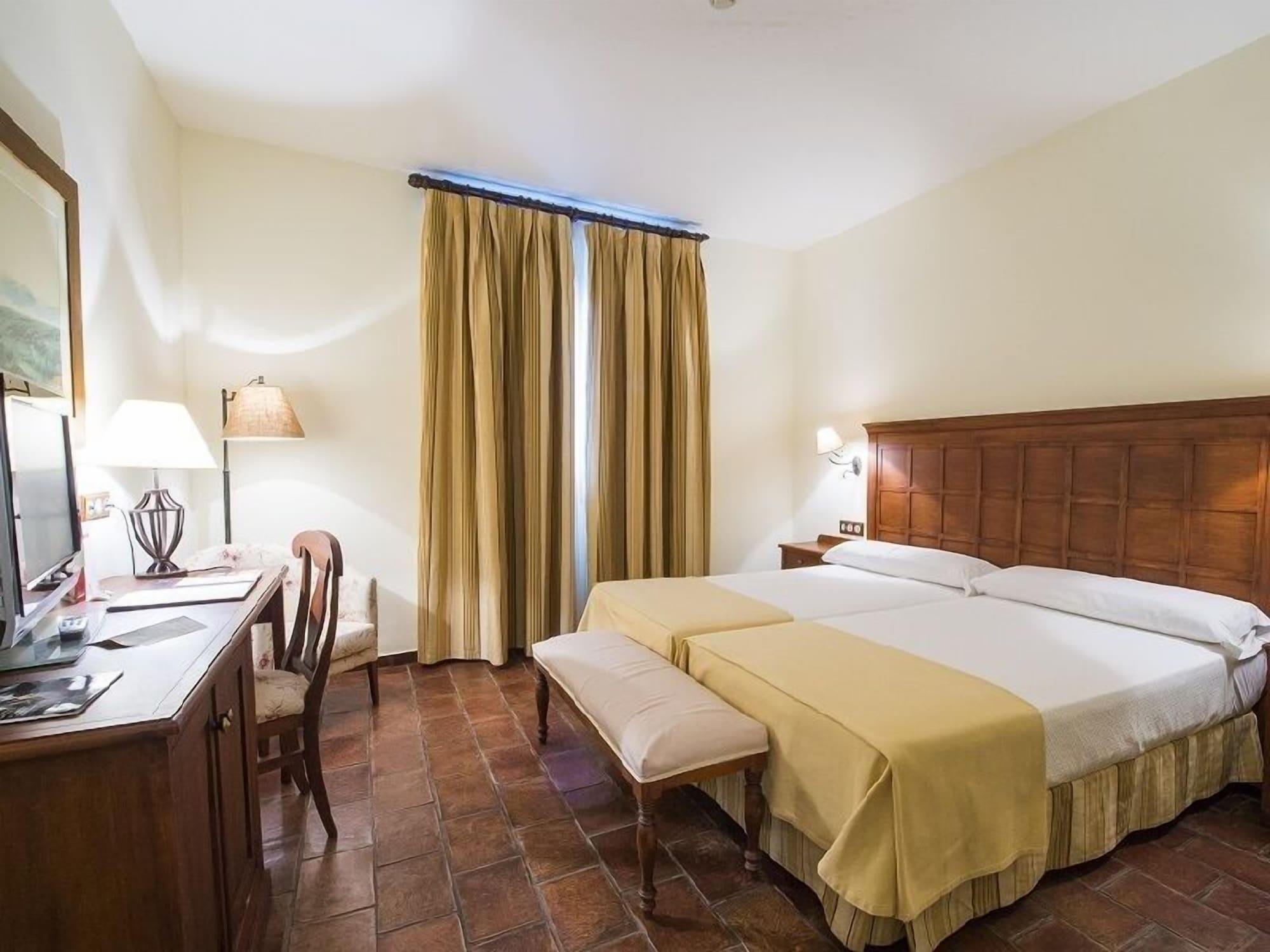Hospedium Hotel Cortijo Santa Cruz Villanueva De La Serena Exterior foto