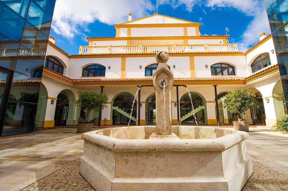 Hospedium Hotel Cortijo Santa Cruz Villanueva De La Serena Exterior foto