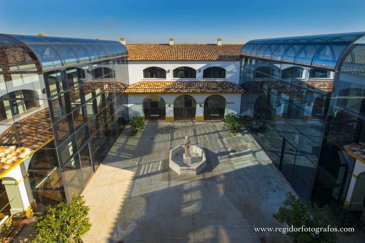 Hospedium Hotel Cortijo Santa Cruz Villanueva De La Serena Exterior foto