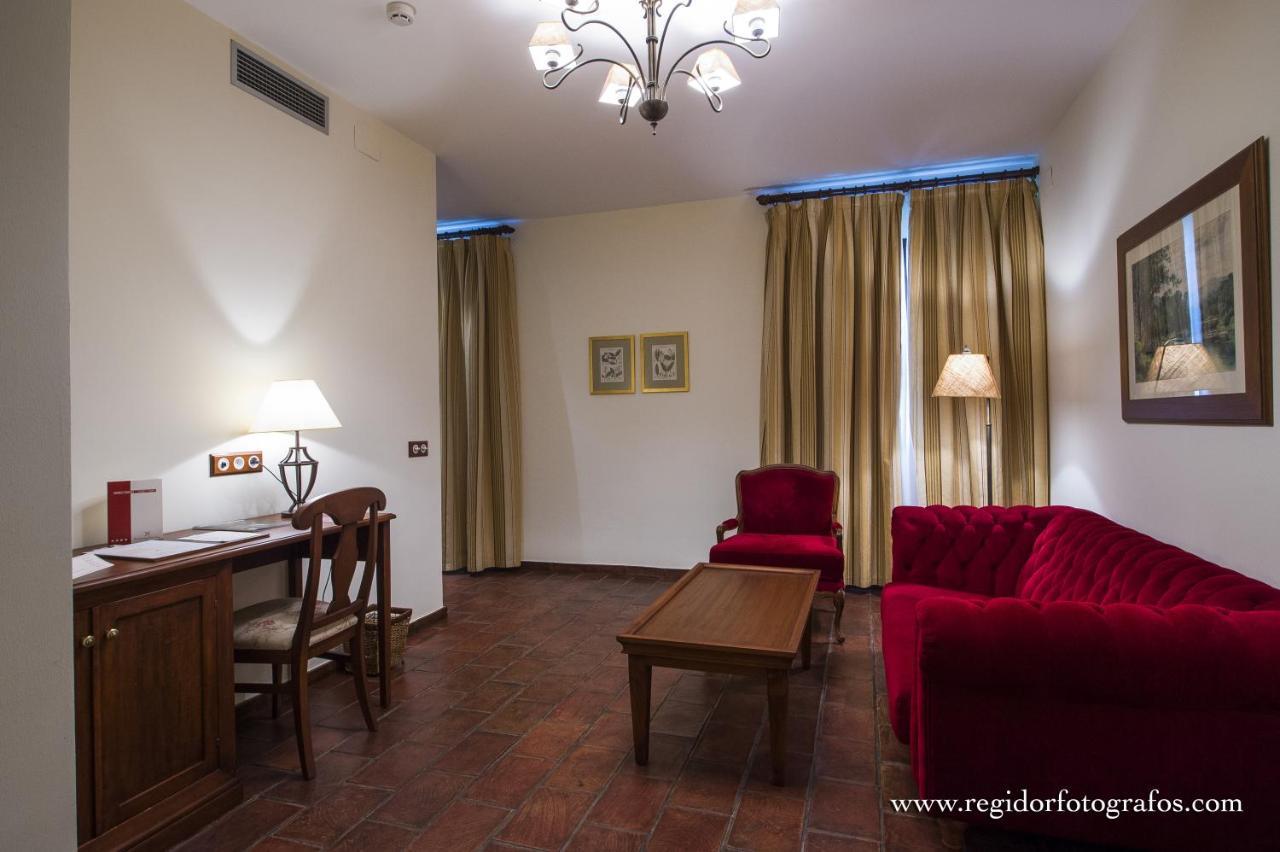Hospedium Hotel Cortijo Santa Cruz Villanueva De La Serena Exterior foto